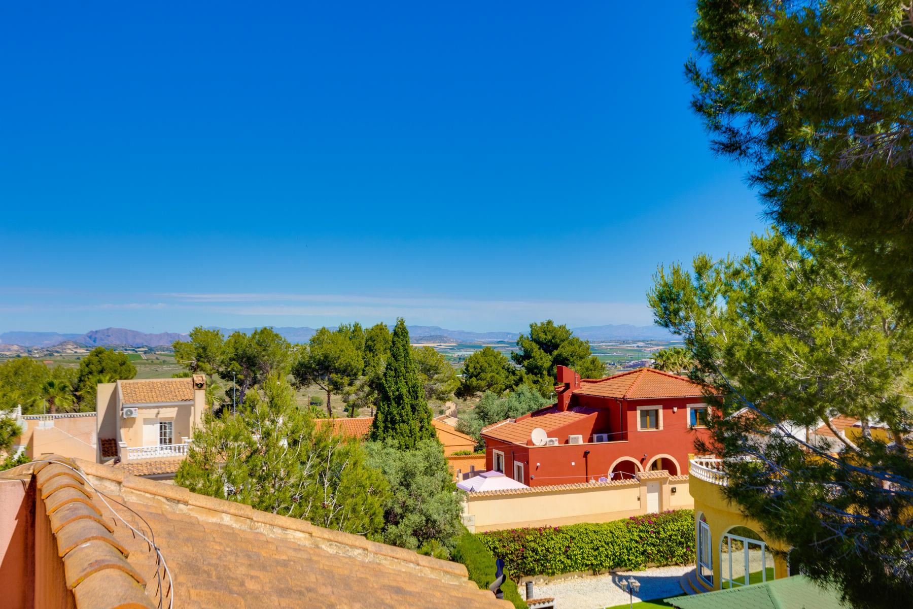 Dining area in villa for sale in San Miguel de Salinas