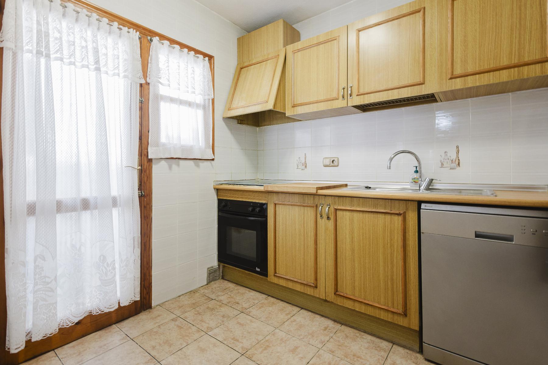 Bathroom in penthouse for sale in Torrevieja