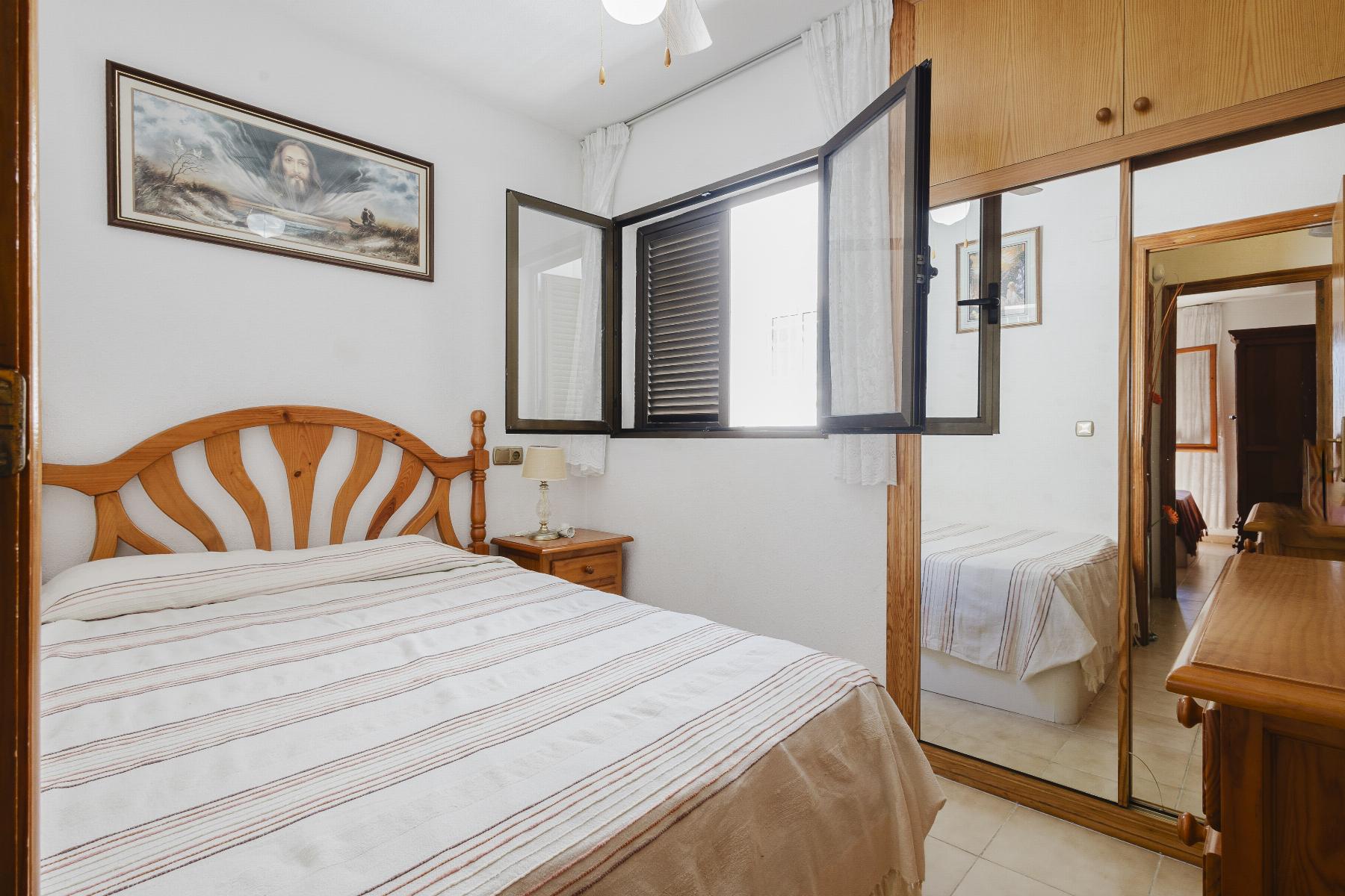 Bathroom in penthouse for sale in Torrevieja