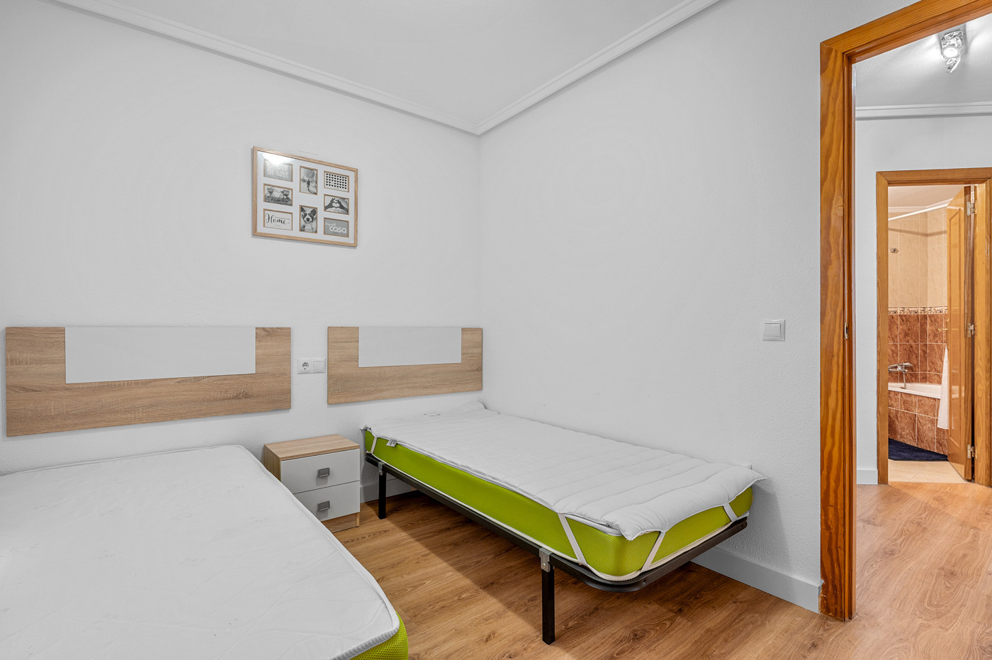 Master bedroom in apartment for sale in Torrevieja