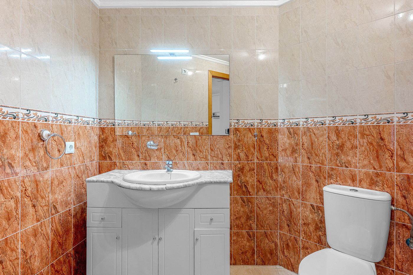 Bathroom in apartment for sale in Torrevieja