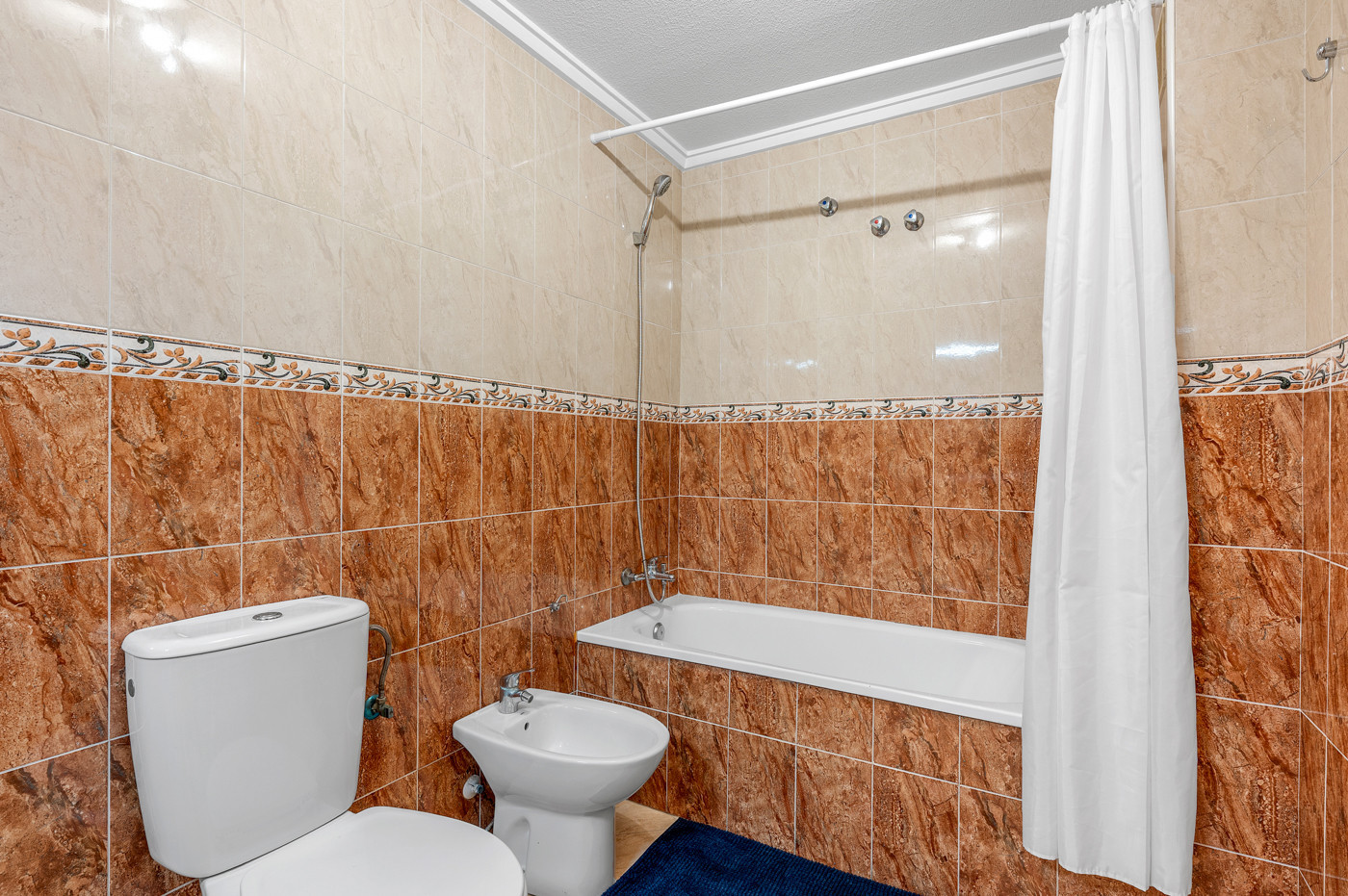 Terrace in apartment for sale in Torrevieja