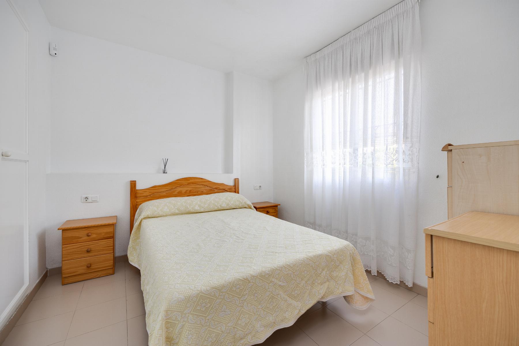 Bedroom in bungalow for sale in Torrevieja