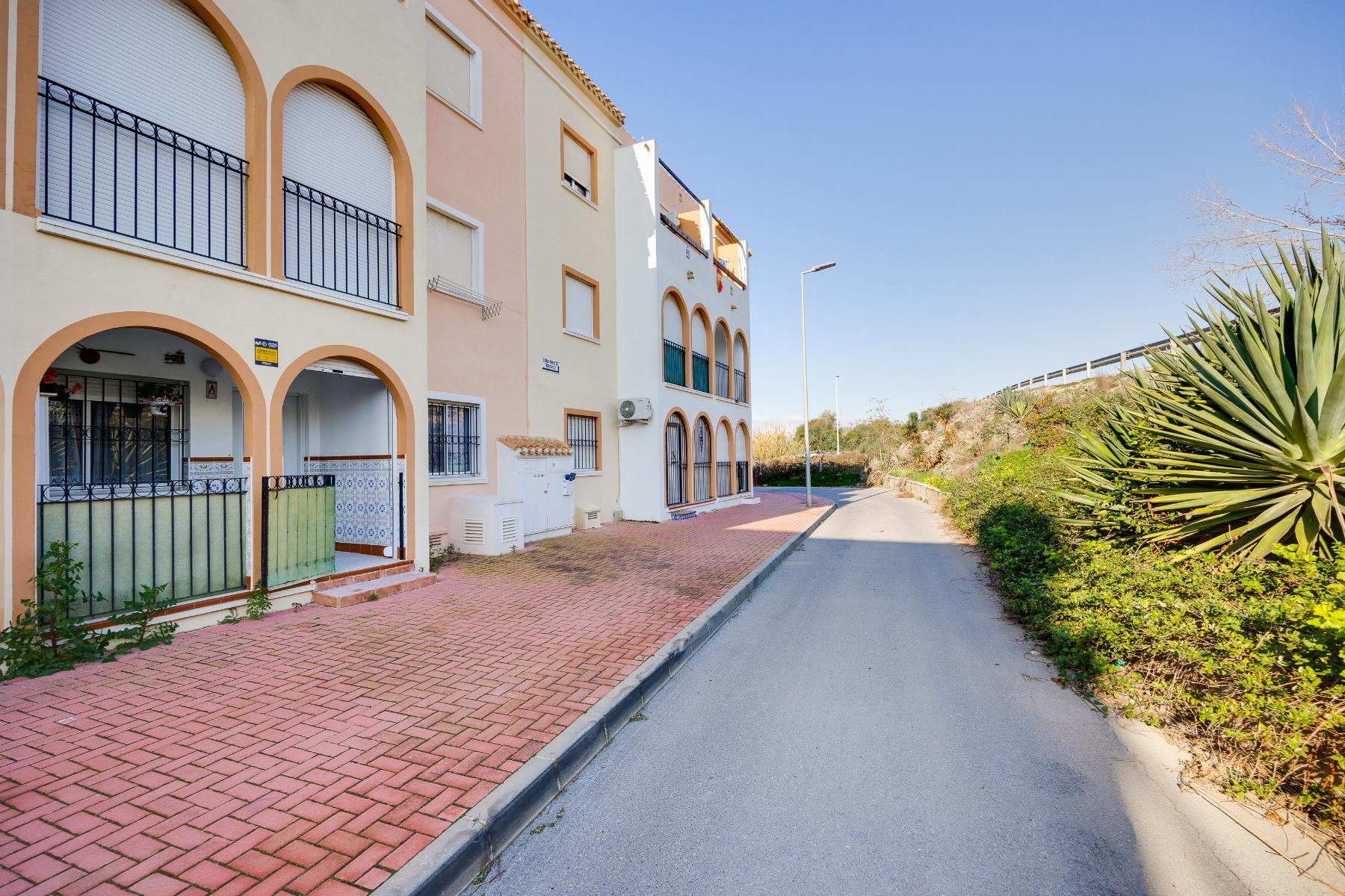 Dining area in bungalow for sale in Torrevieja