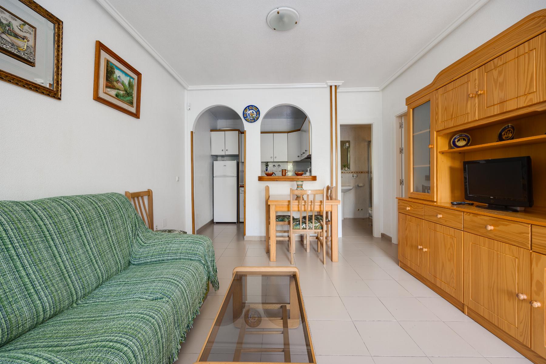 Dining area in bungalow for sale in Torrevieja