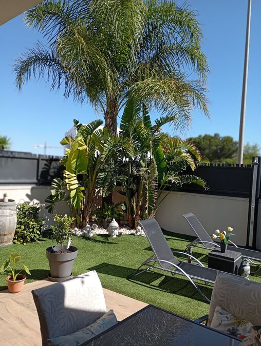 Living room in villa for sale in Daya Nueva