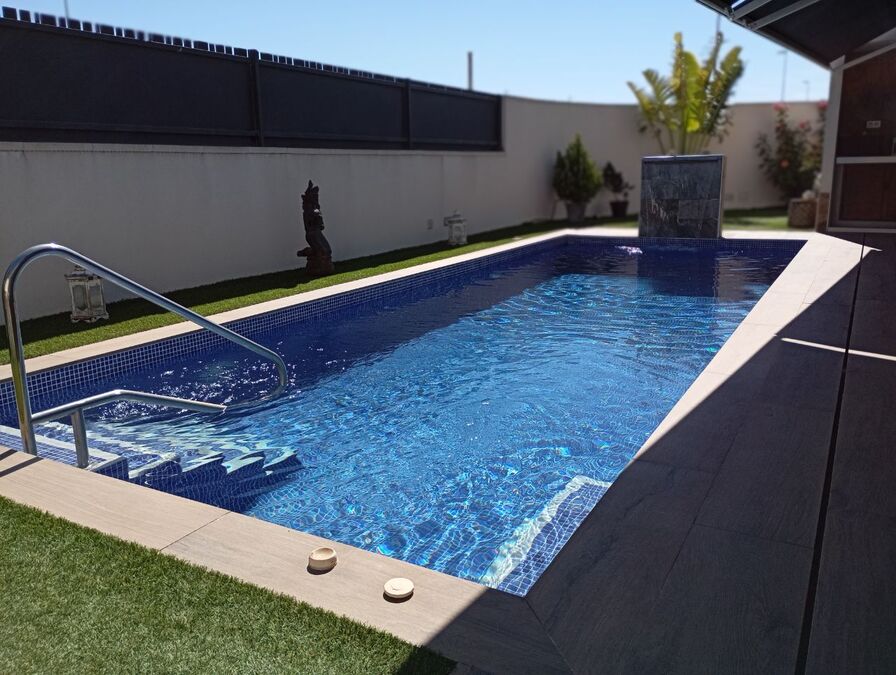 Bathroom in villa for sale in Daya Nueva