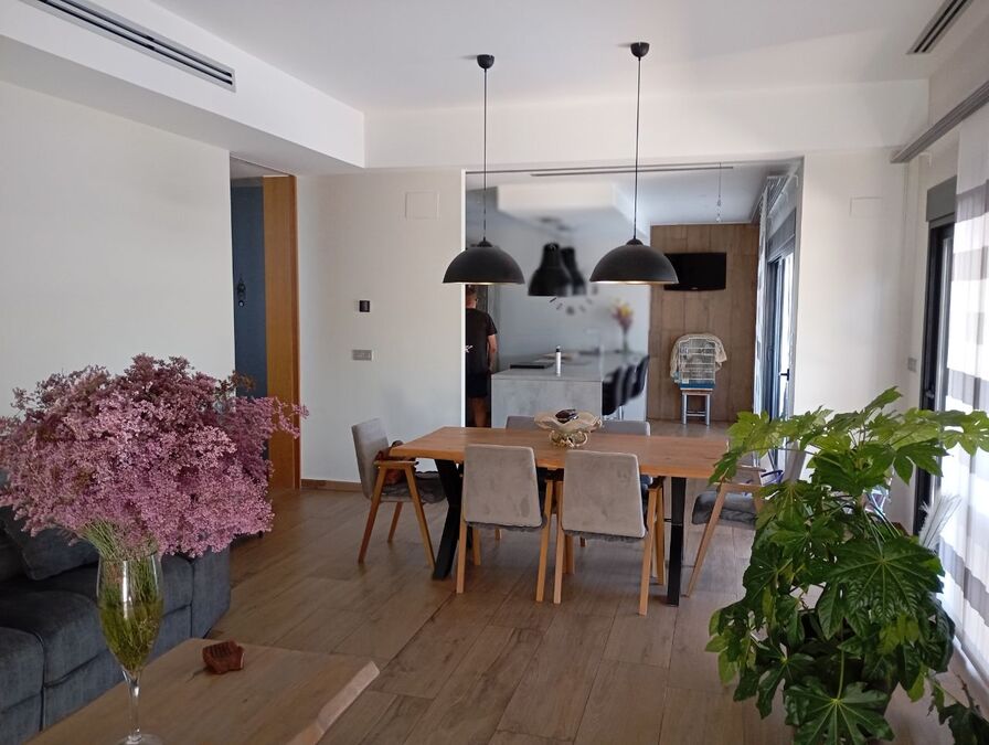 Pool area in villa for sale in Daya Nueva