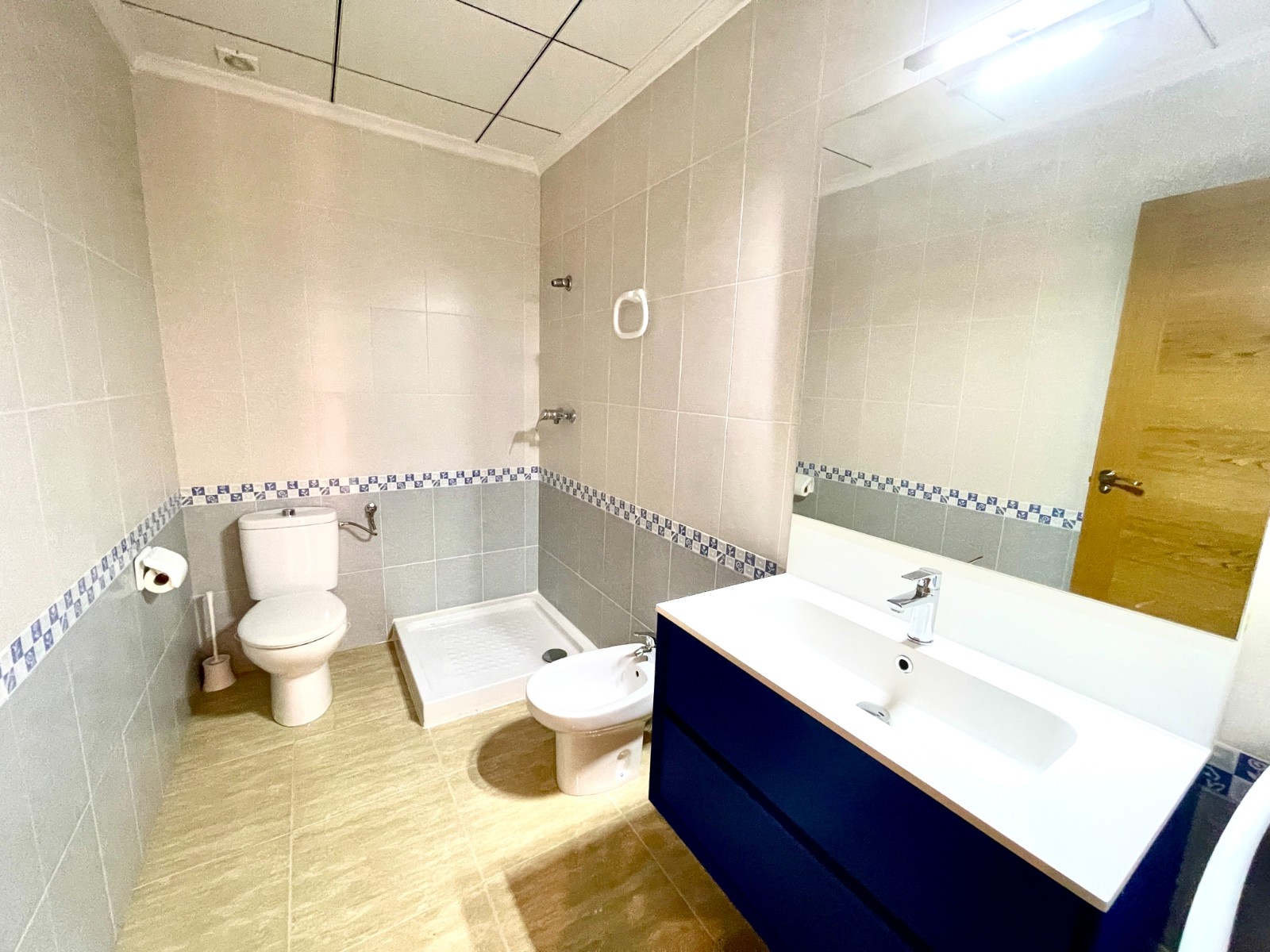 Kitchen in apartment for sale in Formentera del Segura