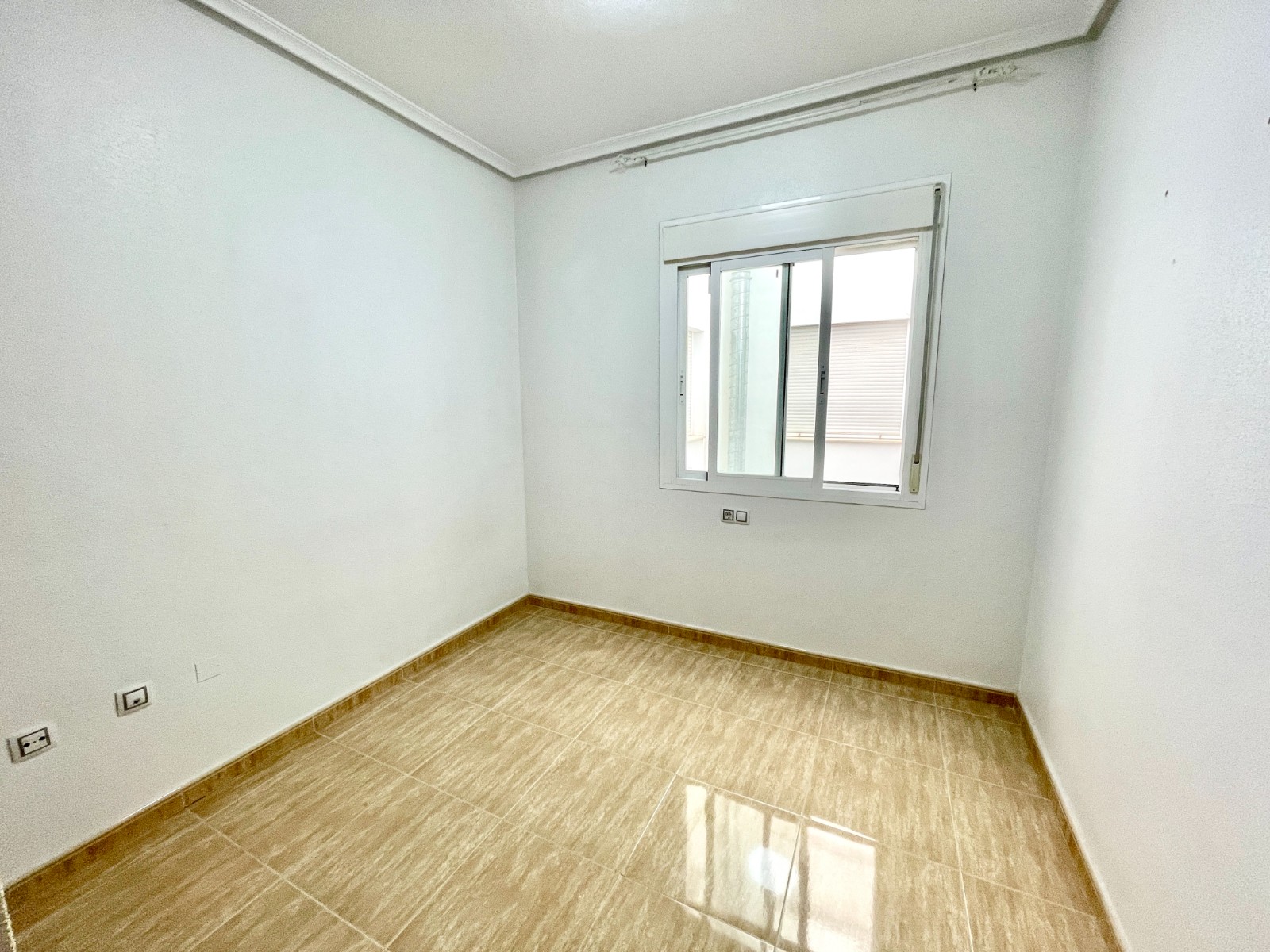 Bathroom in apartment for sale in Formentera del Segura