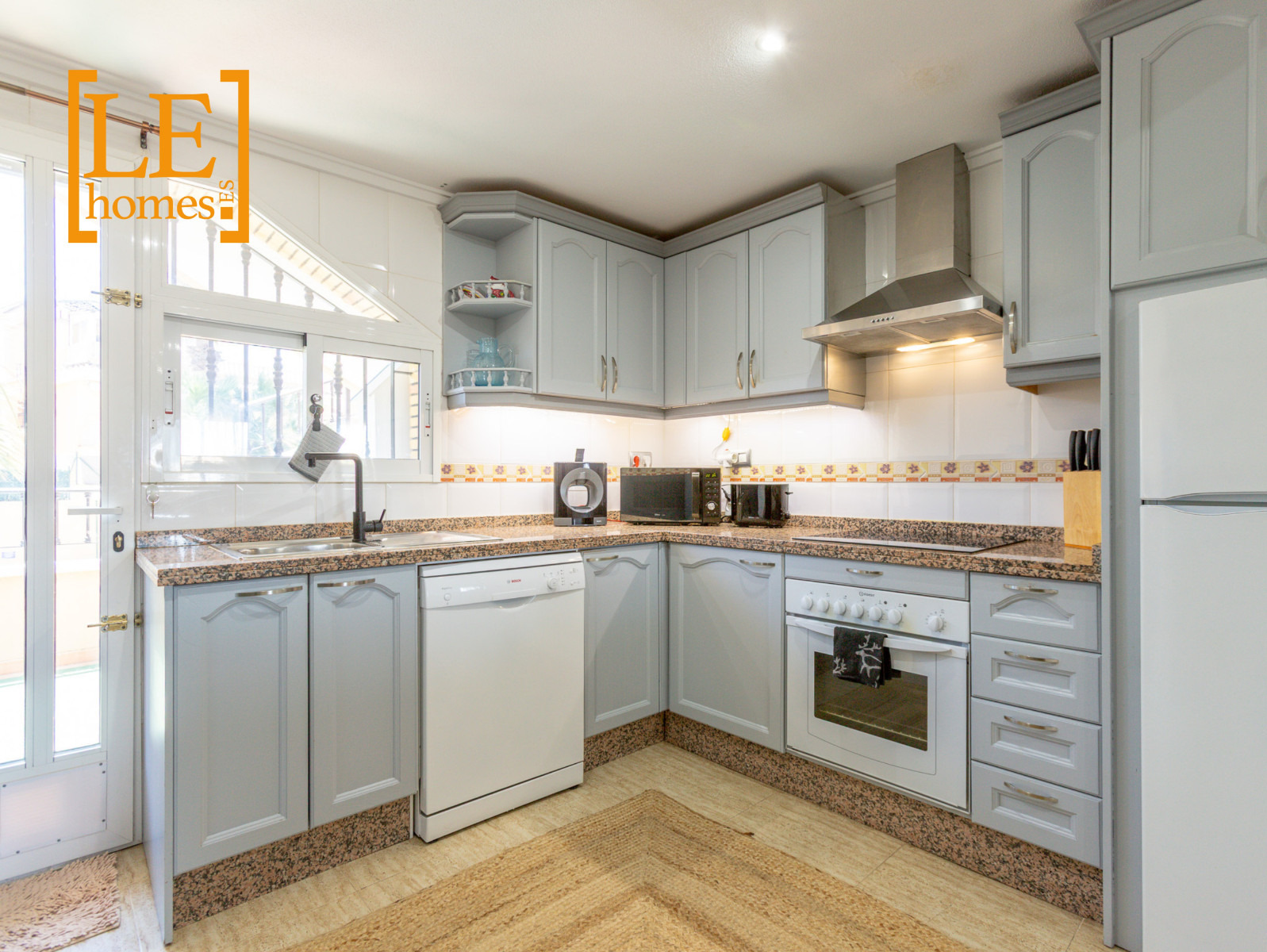 Master bedroom in bungalow for sale in Orihuela Costa