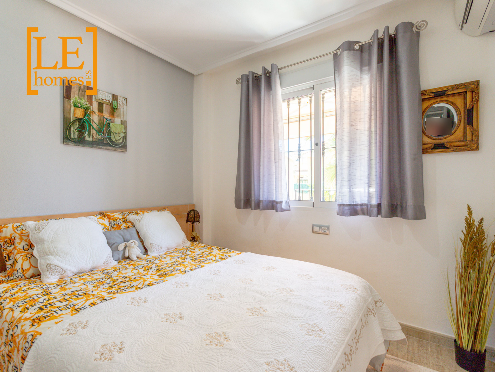 Exterior view in bungalow for sale in Orihuela Costa
