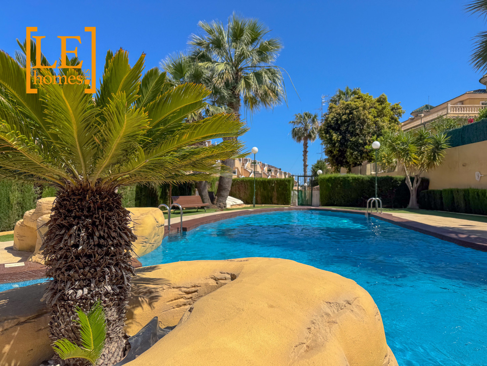 Kitchen in bungalow for sale in Orihuela Costa