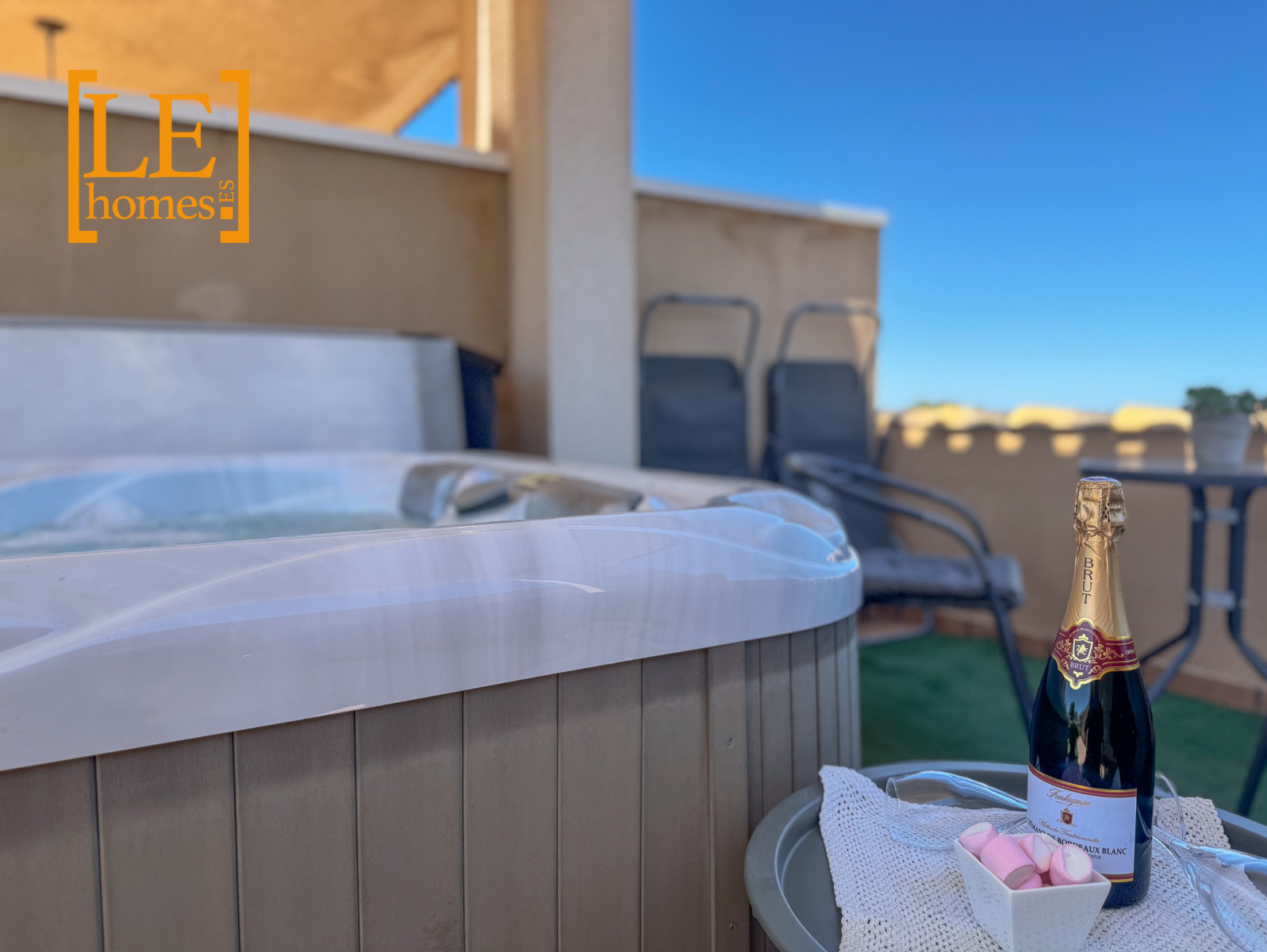 Bedroom in bungalow for sale in Orihuela Costa