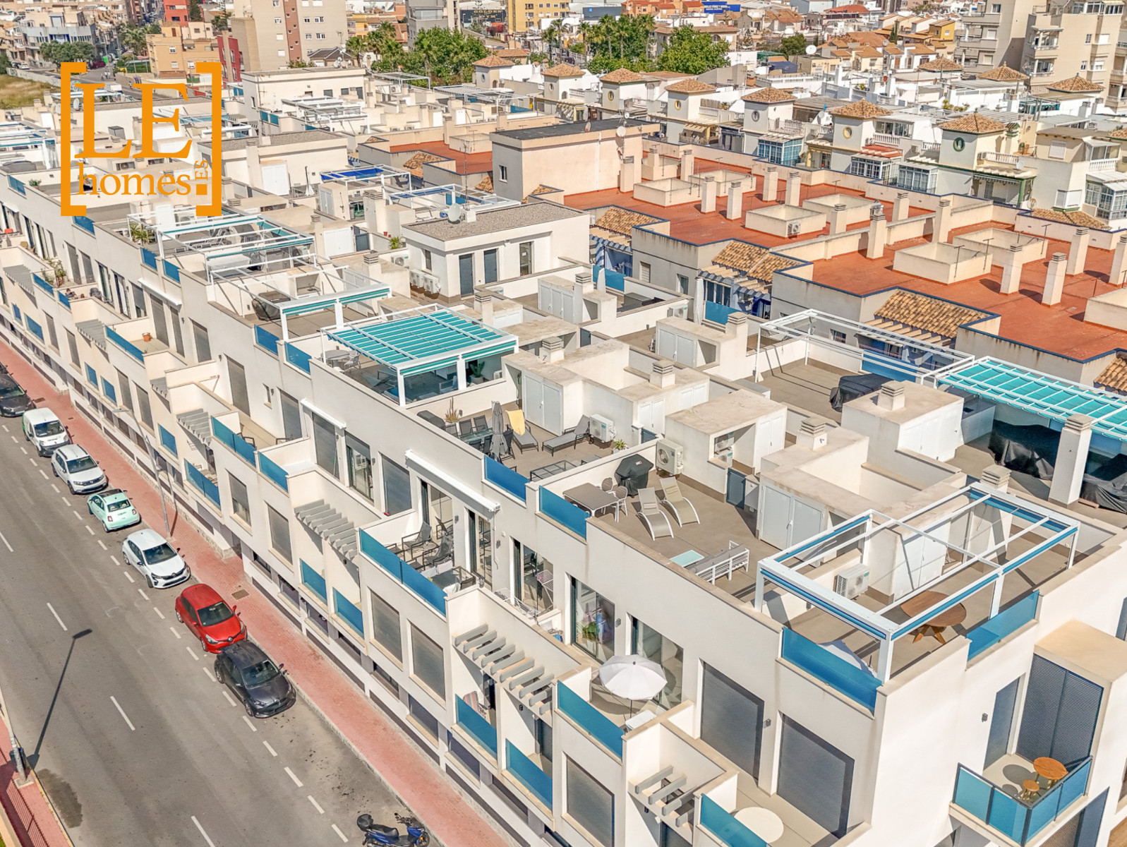 Kitchen in apartment for sale in Torrevieja