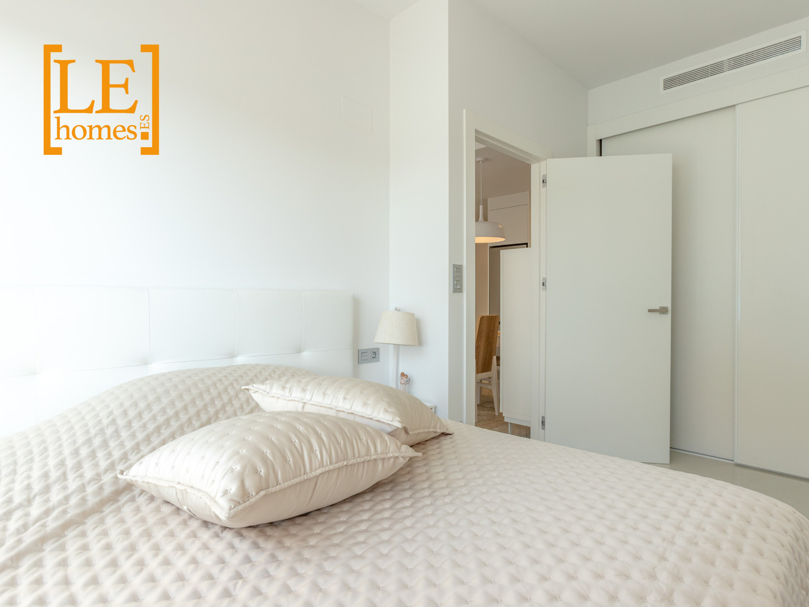 Terrace in apartment for sale in Torrevieja