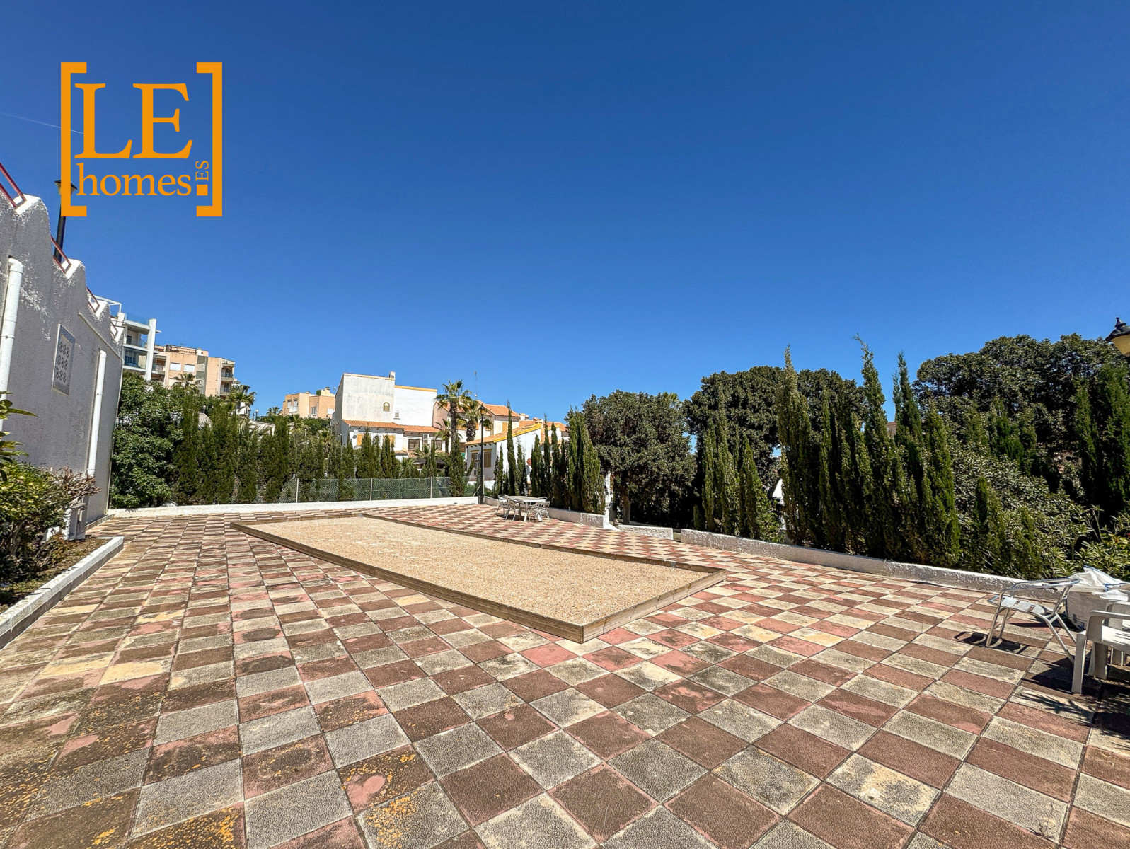 Garden in duplex for sale in Torrevieja