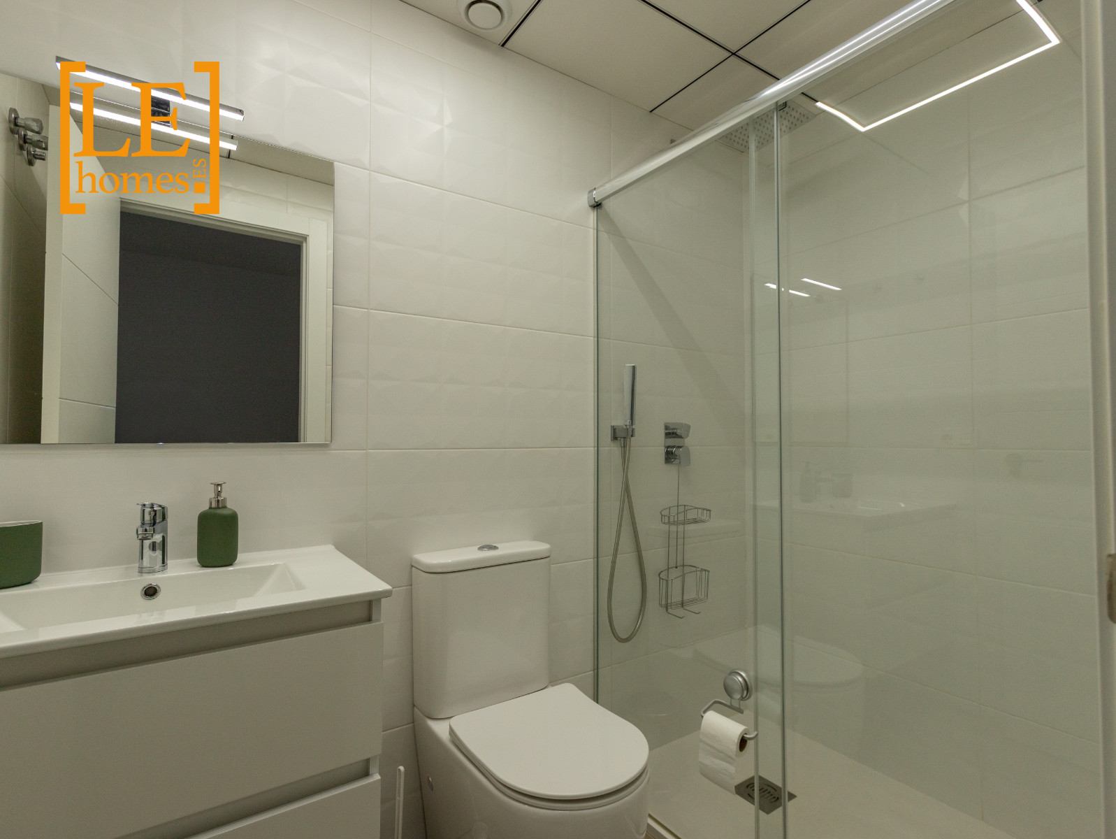 Kitchen in apartment for sale in Torrevieja