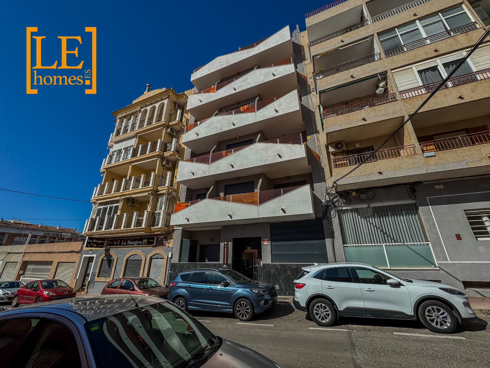 Terrace in apartment for sale in Torrevieja