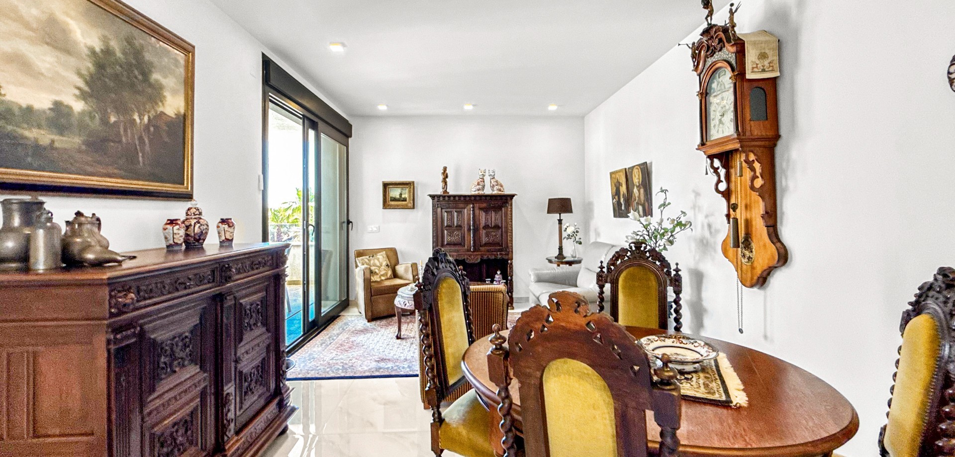 Garden in apartment for sale in Orihuela Costa