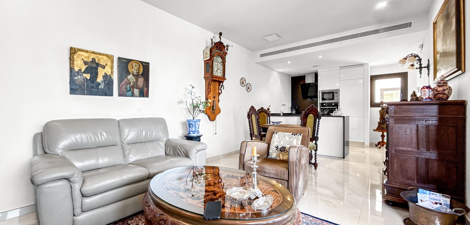 Ġemmi Stilu u Moderiku fil-Comunità Ekskluziv ta’ Amanecer VI – Costa Blanka