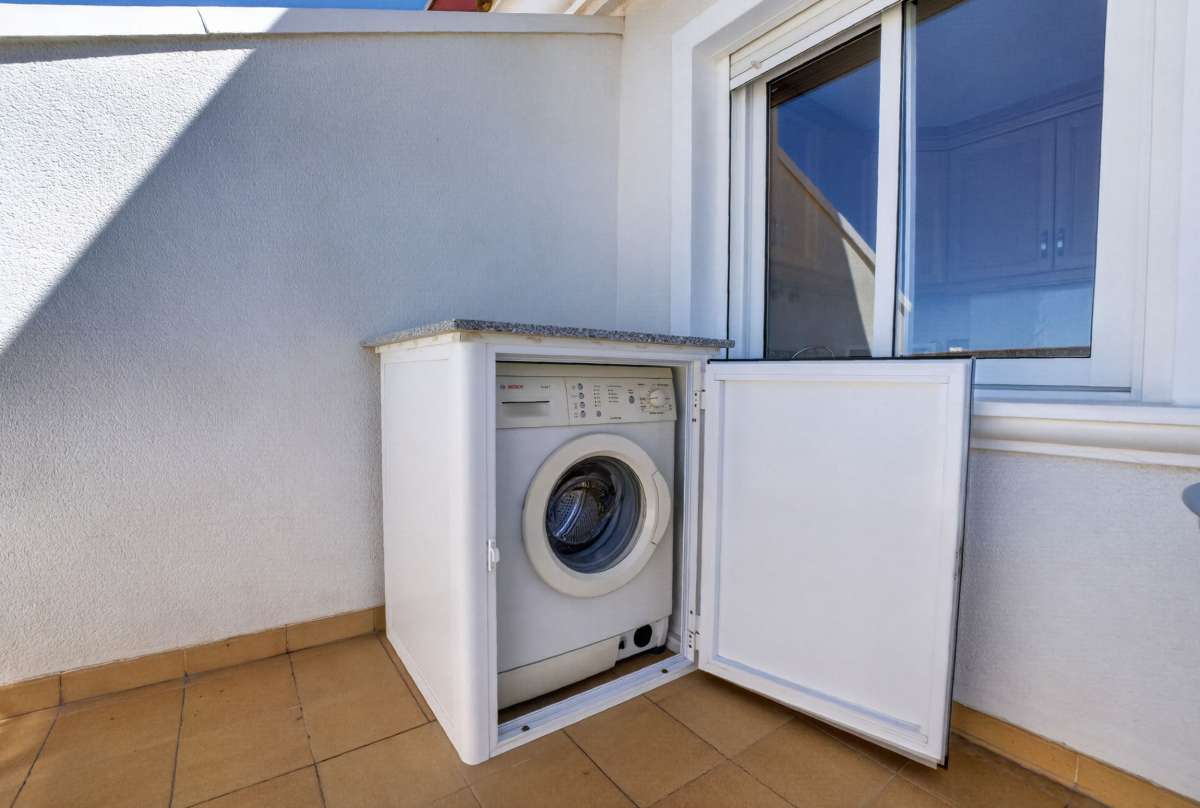Kitchen in apartment for sale in Torrevieja