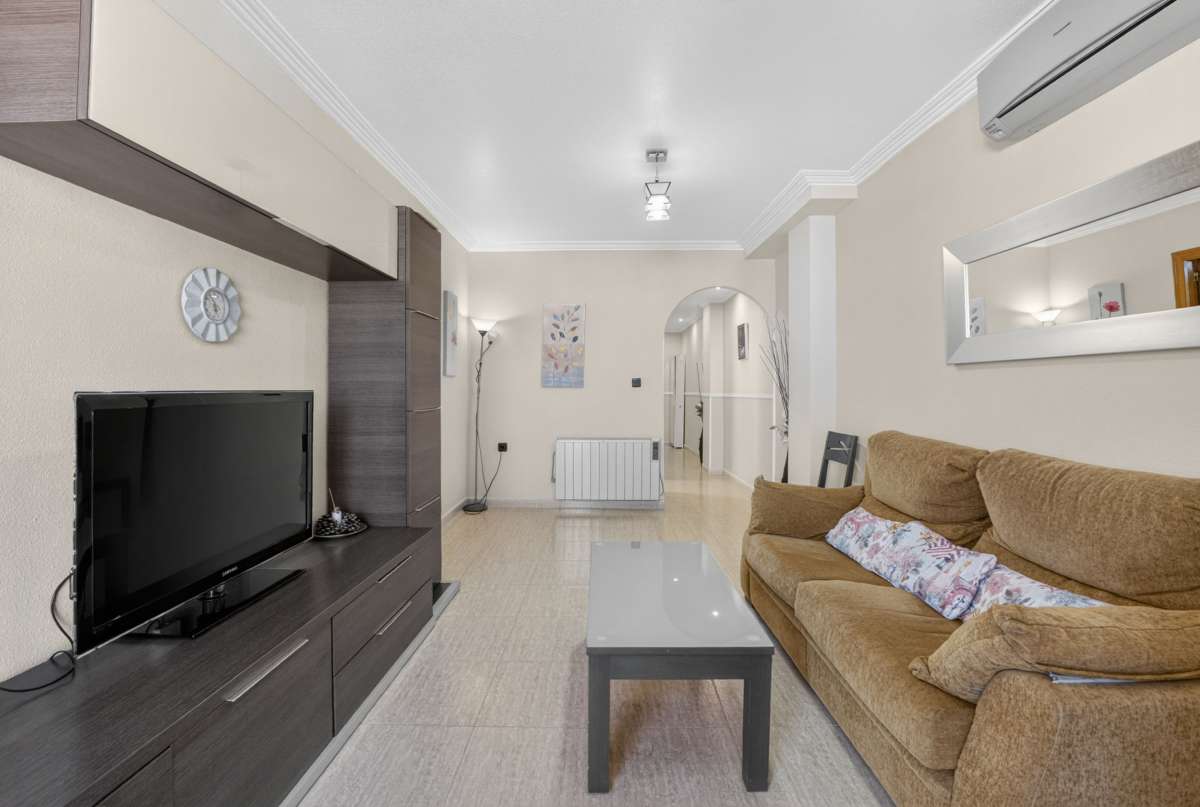 Garden in apartment for sale in Torrevieja