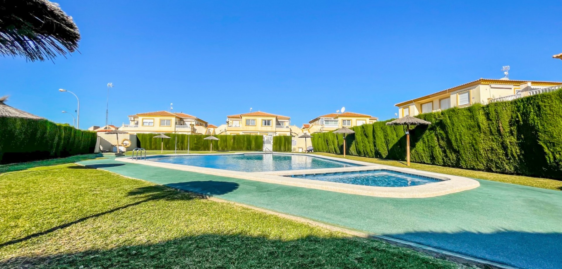Terrace in bungalow for sale in Orihuela Costa