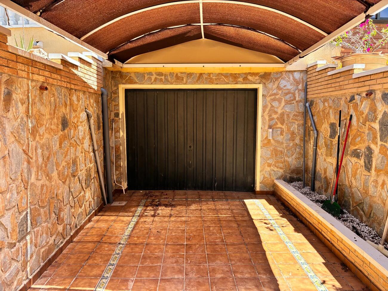 Kitchen in villa for sale in Los Balcones