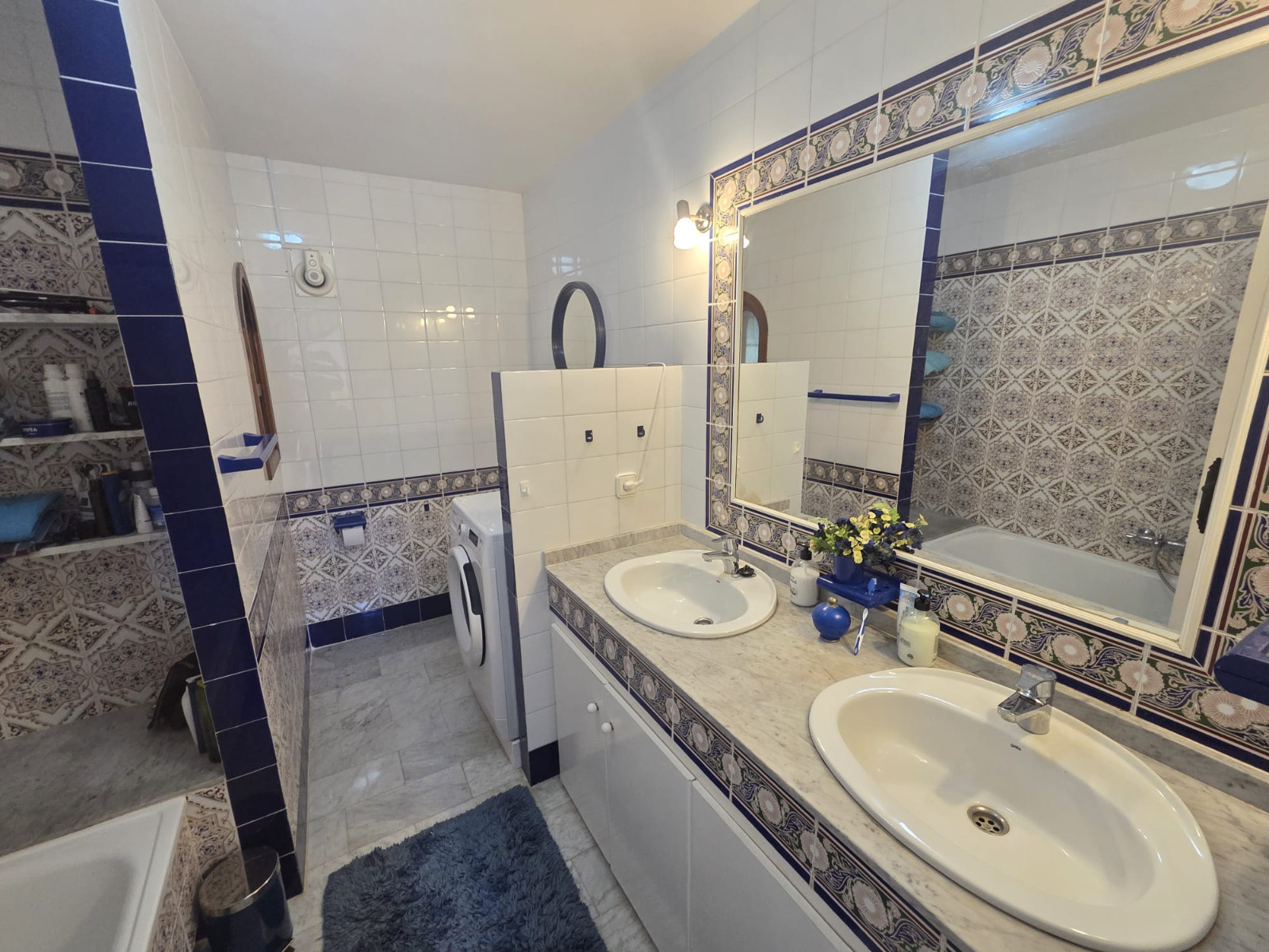 Bathroom in villa for sale in Villamartin