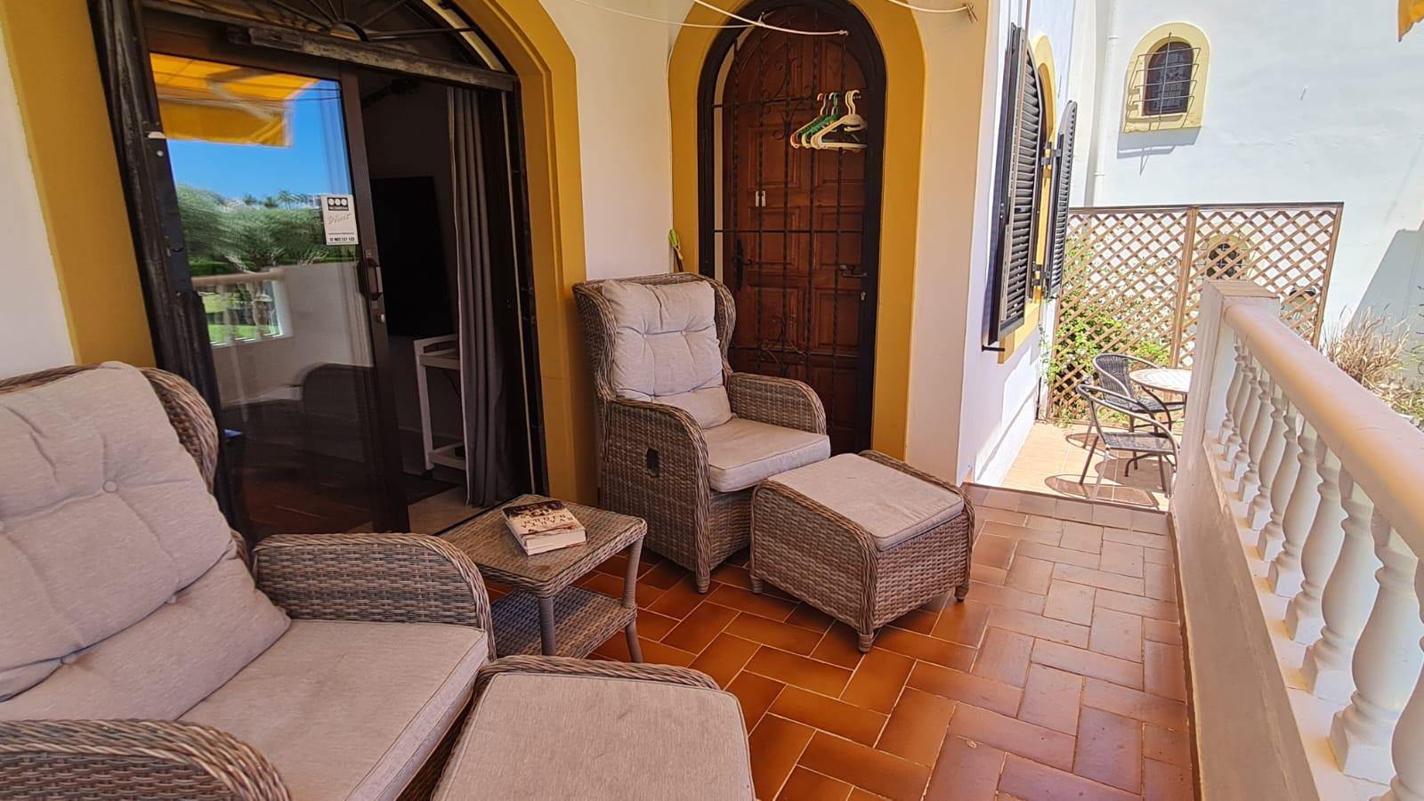 Bedroom in villa for sale in Villamartin