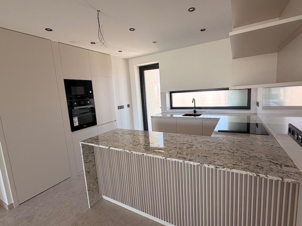 Bedroom in apartment for sale in Los Alcazares