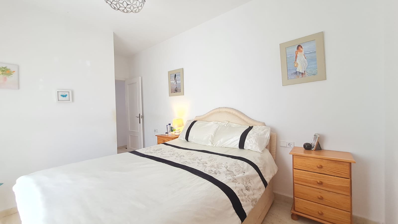 Bathroom in villa for sale in Orihuela Costa