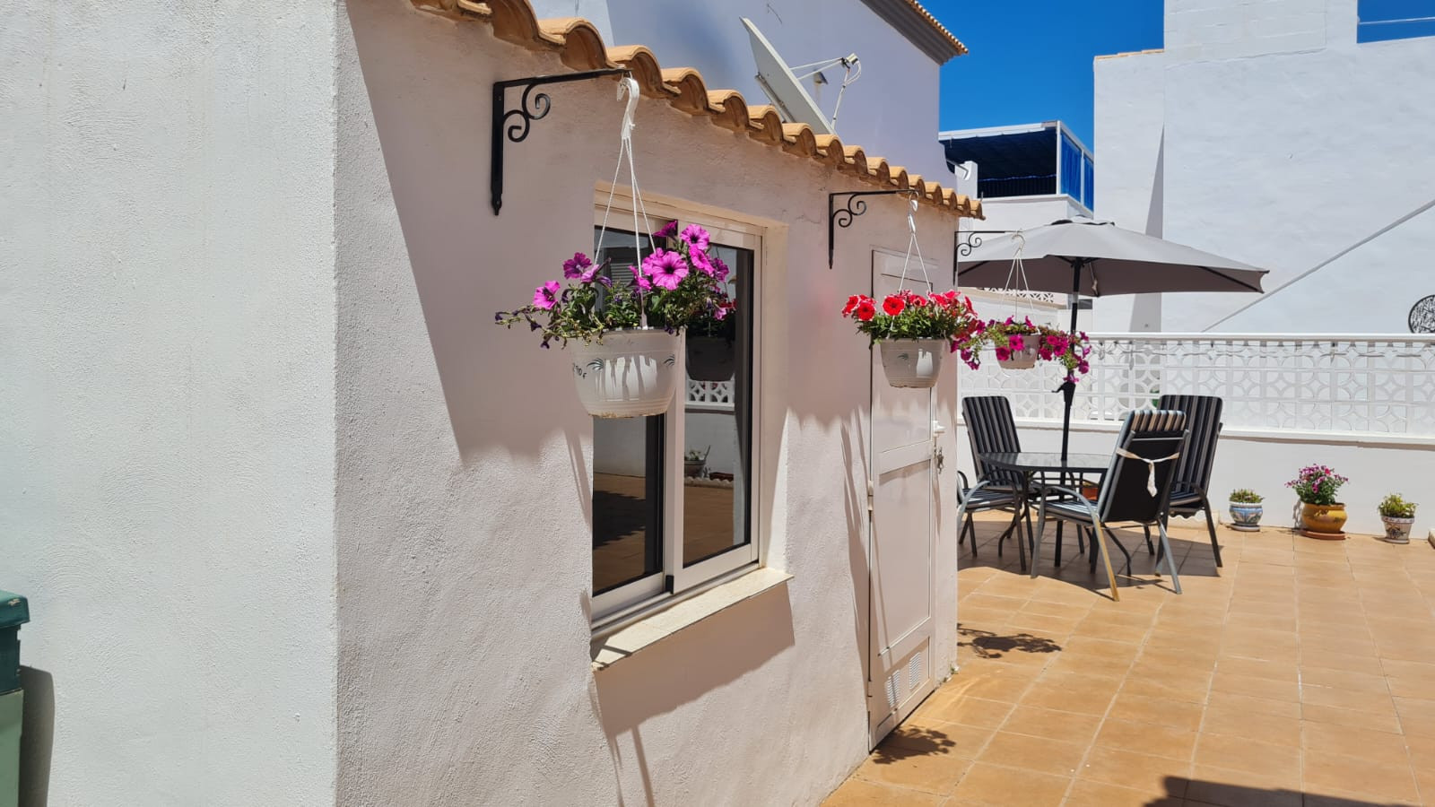 Living room in villa for sale in Orihuela Costa