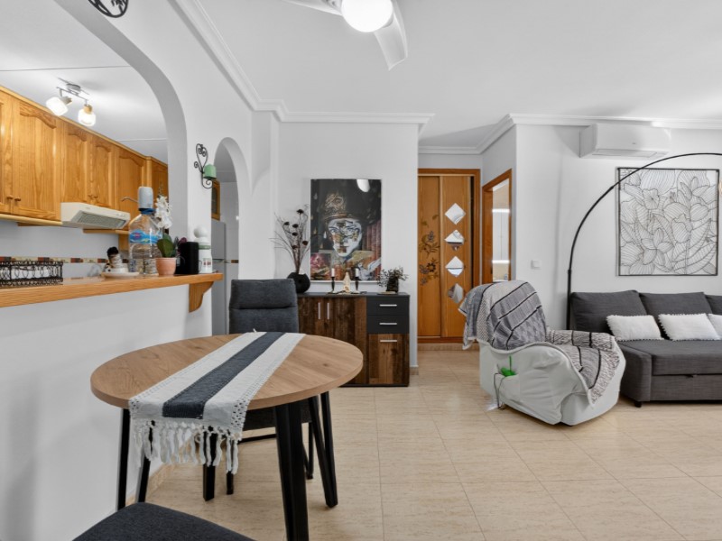 Exterior view in bungalow for sale in Orihuela