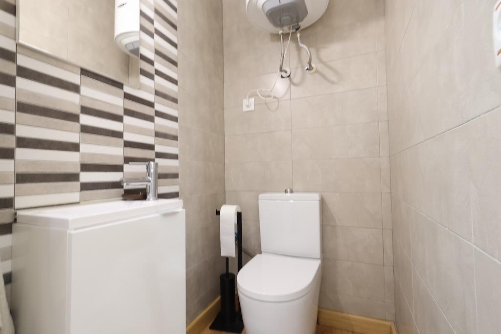 Bedroom in duplex for sale in Orihuela Costa