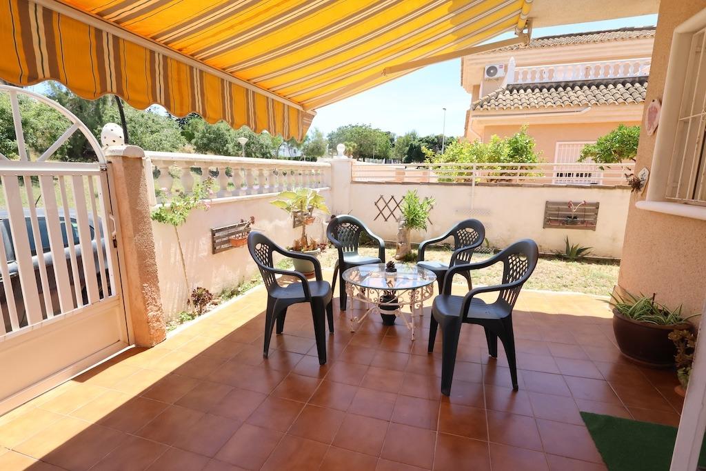 Pool area in villa for sale in Torrevieja