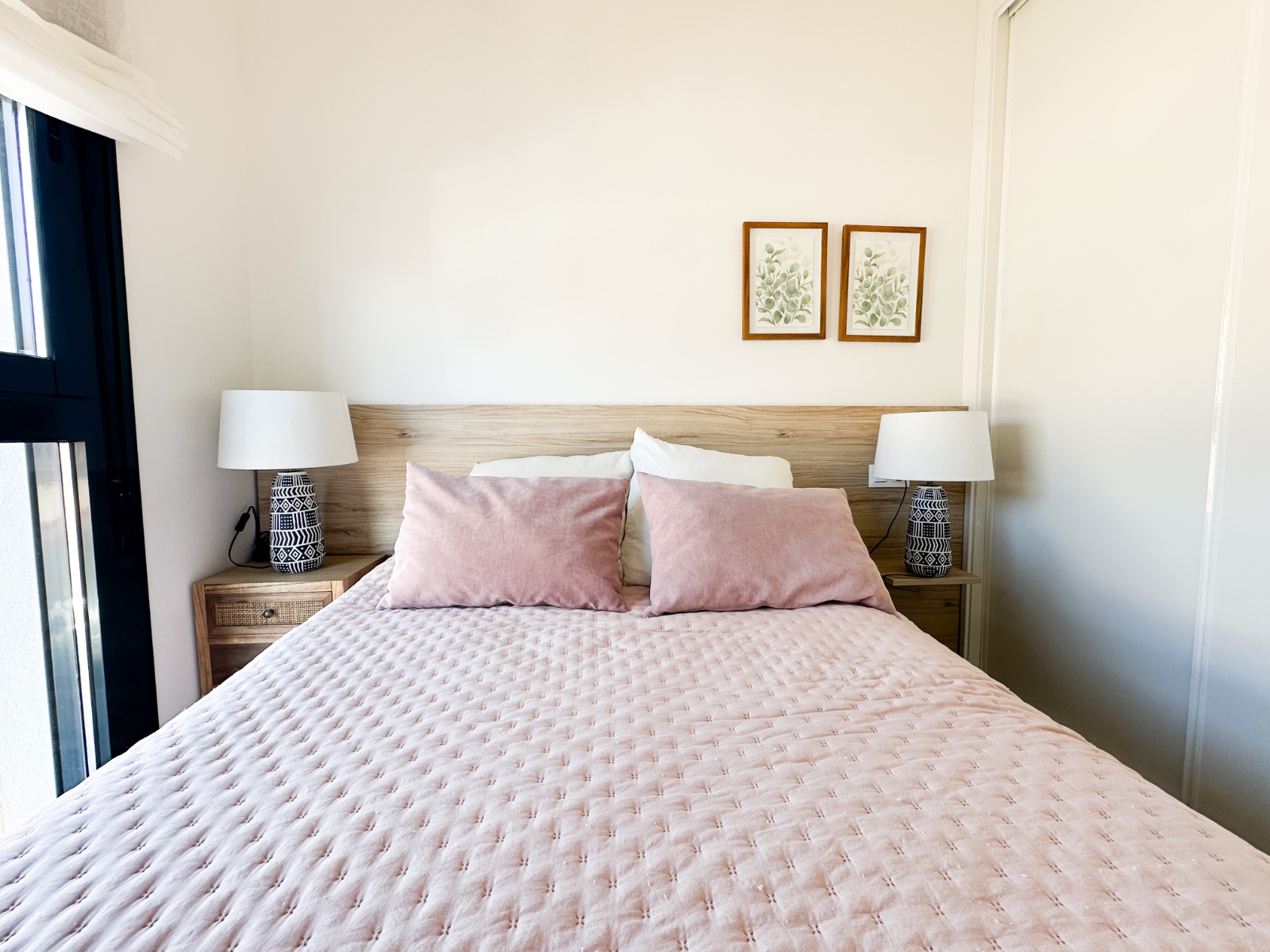 Master bedroom in apartment for sale in Orihuela Costa