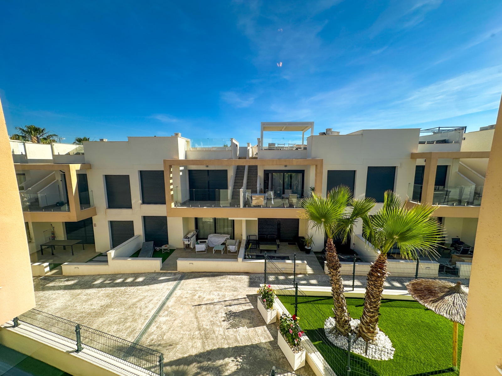 Dining area in apartment for sale in Orihuela Costa