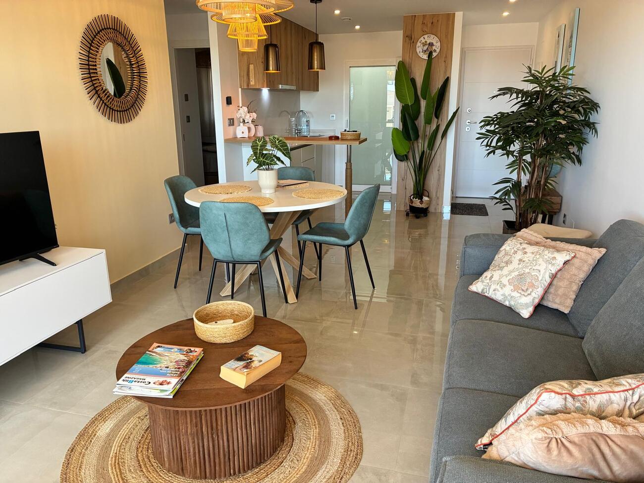Master bedroom in apartment for sale in Pilar de La Horadada