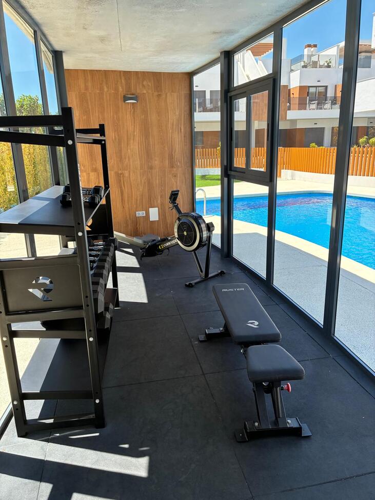 Bedroom in apartment for sale in Pilar de La Horadada