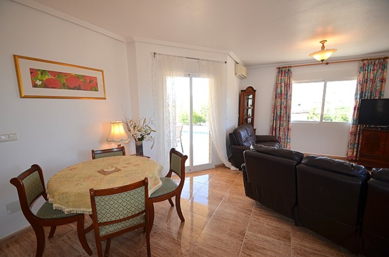 Master bedroom in villa for sale in Campos del Río