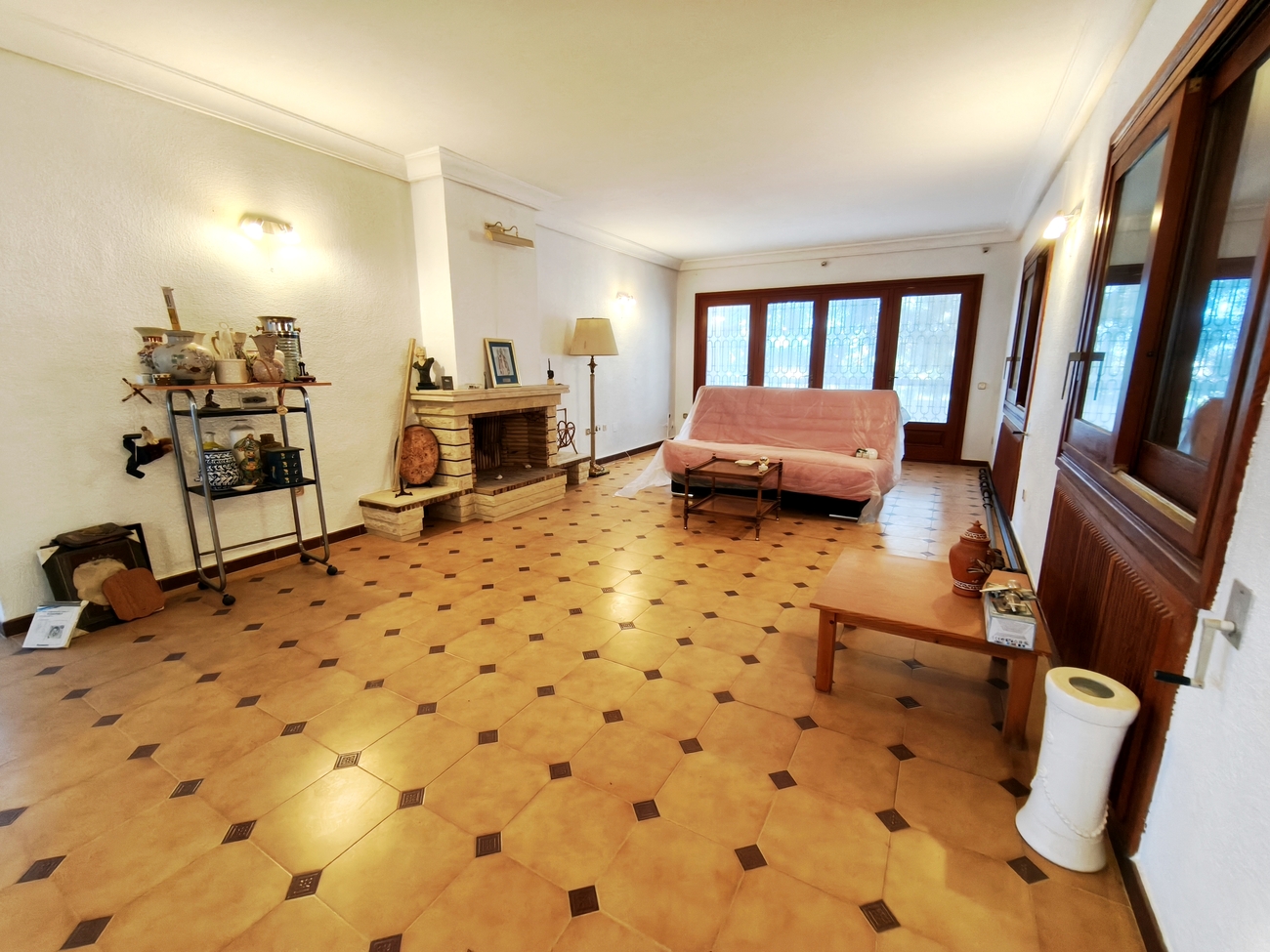 Master bedroom in villa for sale in Santiago de la Ribera
