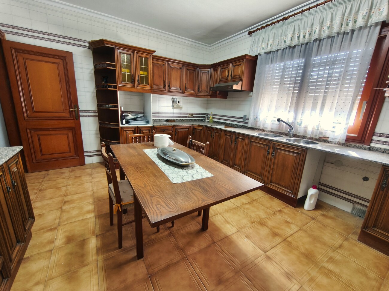 Master bedroom in villa for sale in Santiago de la Ribera