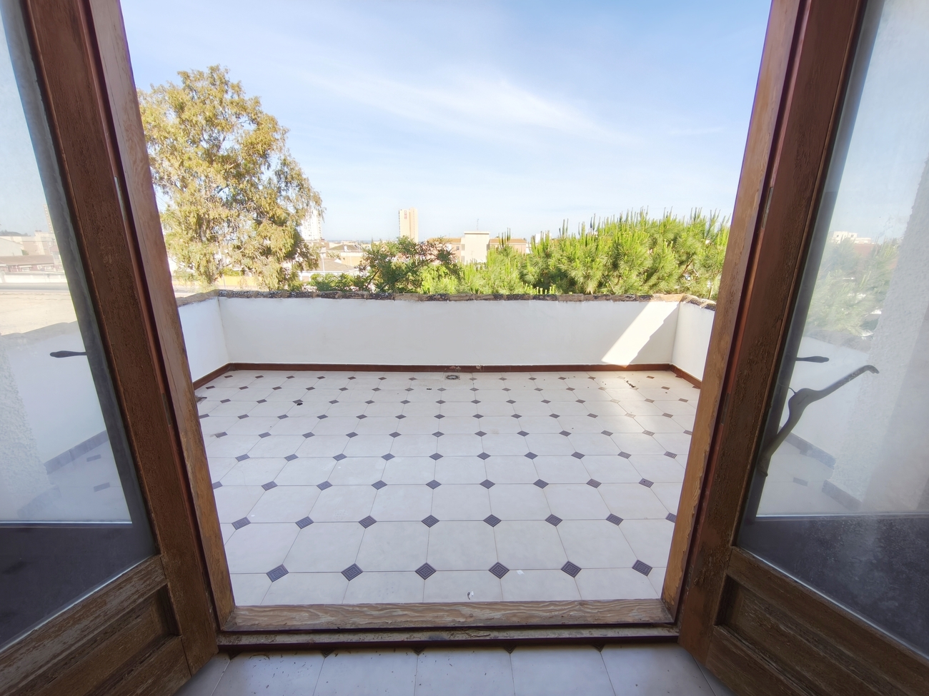 Terrace in villa for sale in Santiago de la Ribera