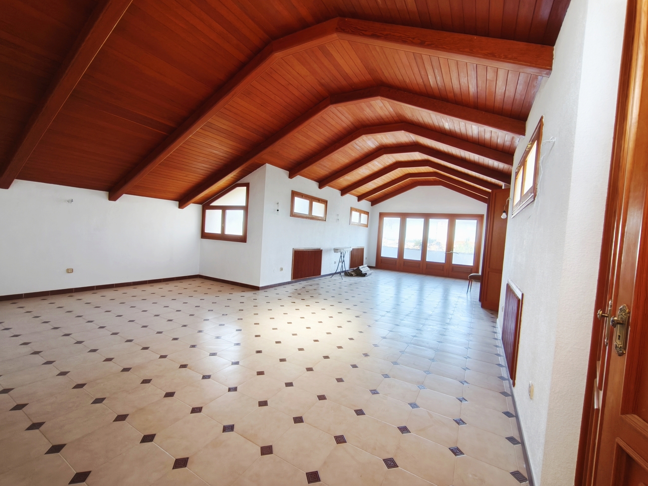 Terrace in villa for sale in Santiago de la Ribera