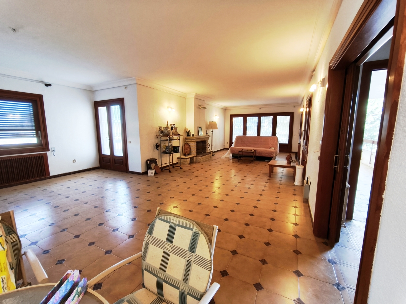 Pool area in villa for sale in Santiago de la Ribera