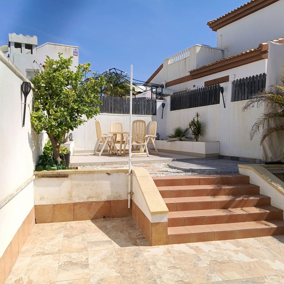 Bedroom in villa for sale in Sucina