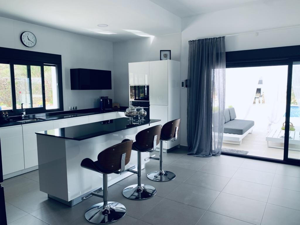 Living room in villa for sale in Canada De La Lena