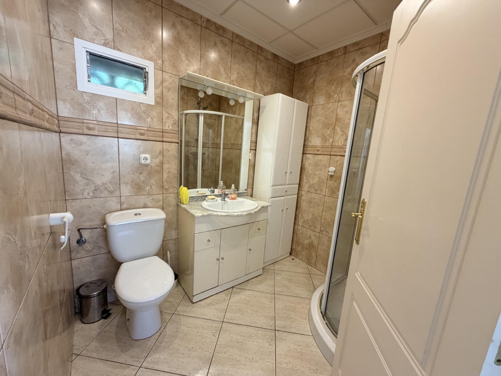 Terrace in villa for sale in Torrevieja